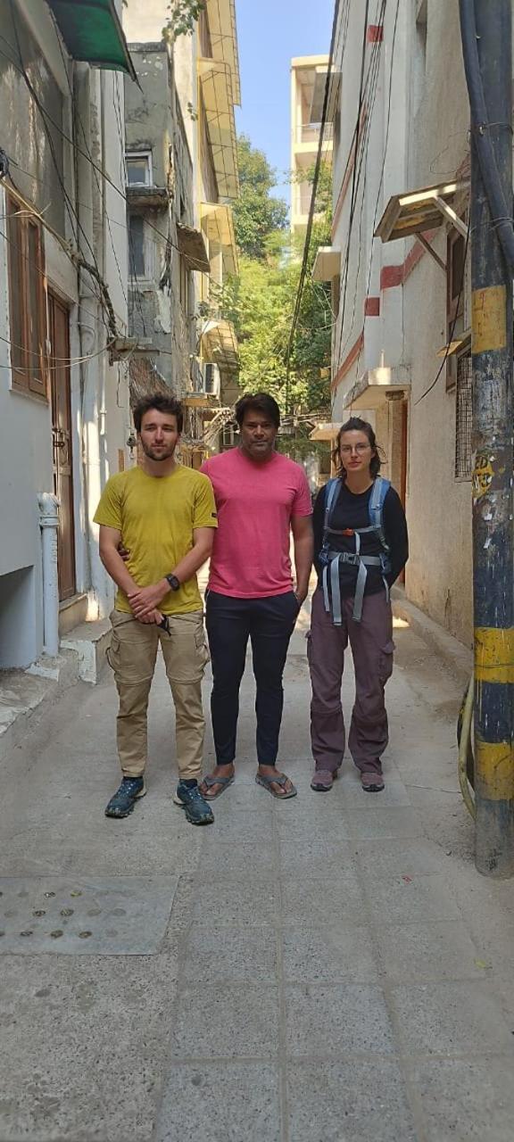 Sufi Khandar Home Stay New Delhi Luaran gambar