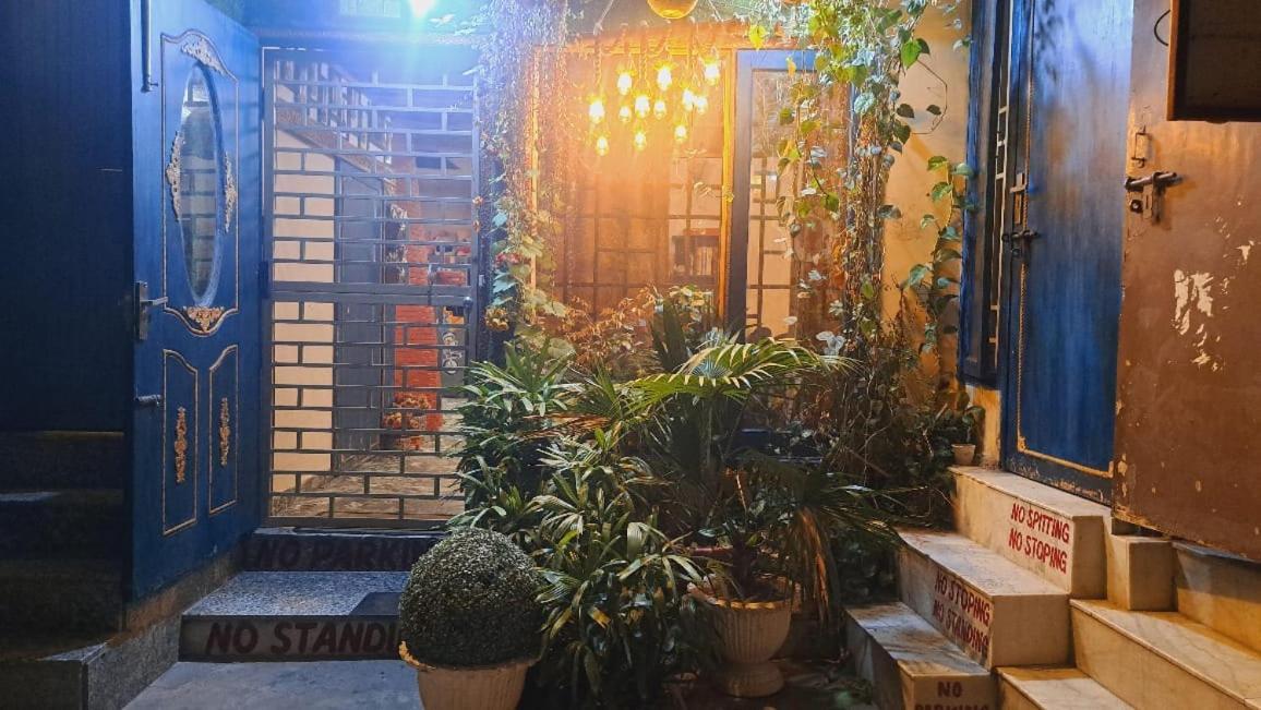 Sufi Khandar Home Stay New Delhi Luaran gambar